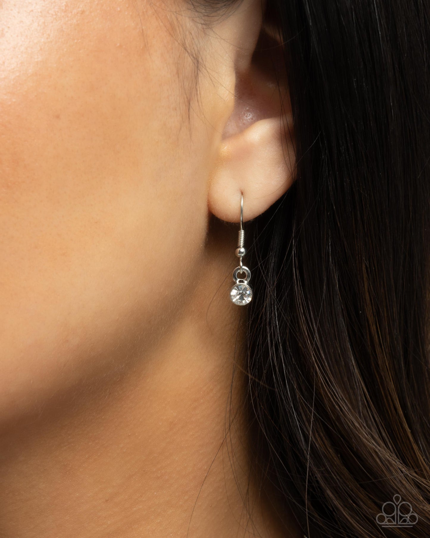 New Releases 10/14 Romantic Rule - White Necklace