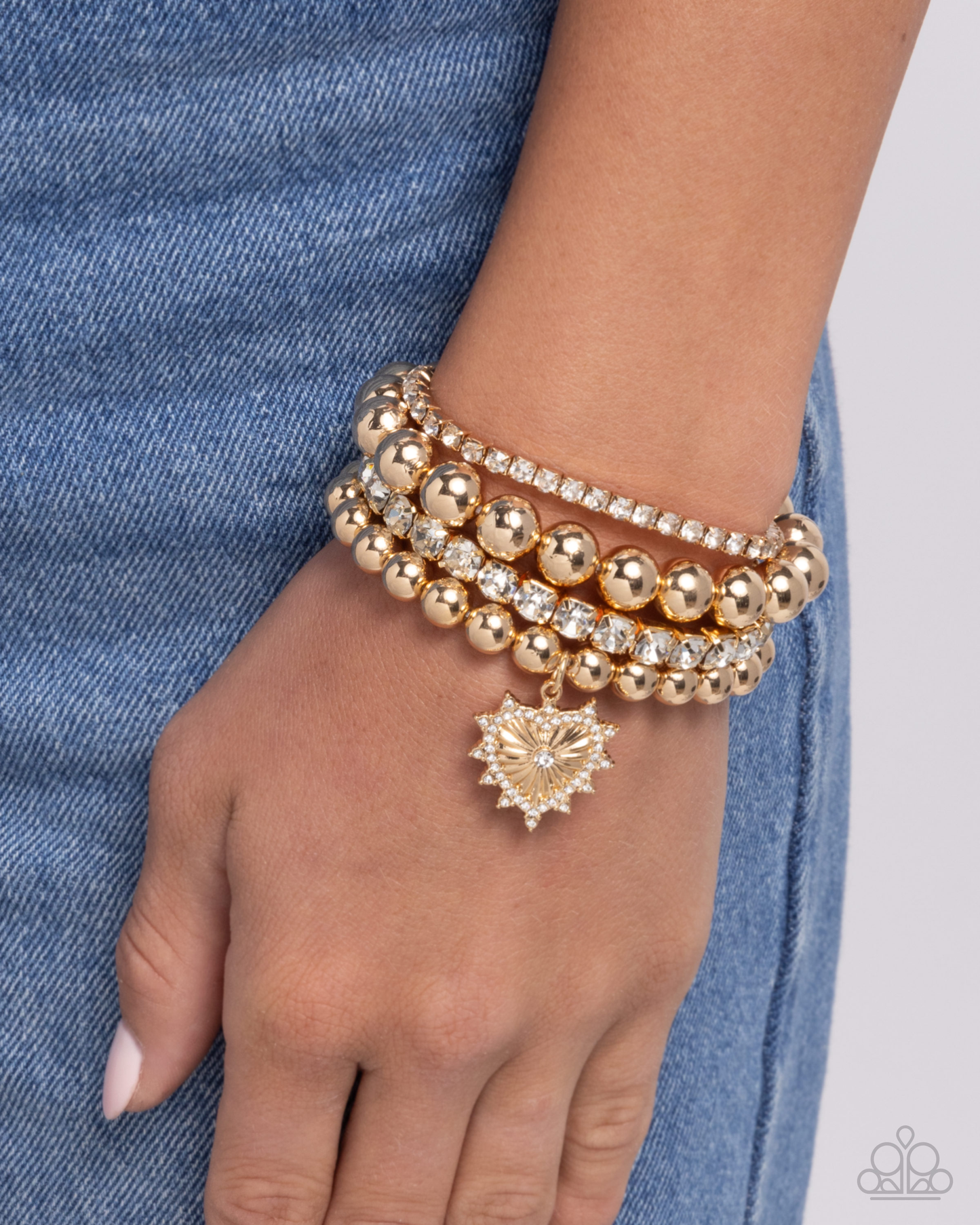 New Releases 1/6 Excessive Elegance - Gold bracelet